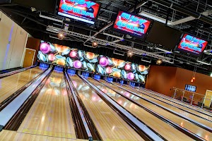 Metrodome Bowling