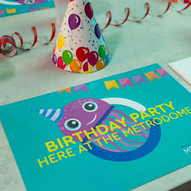 Birthday party table setting